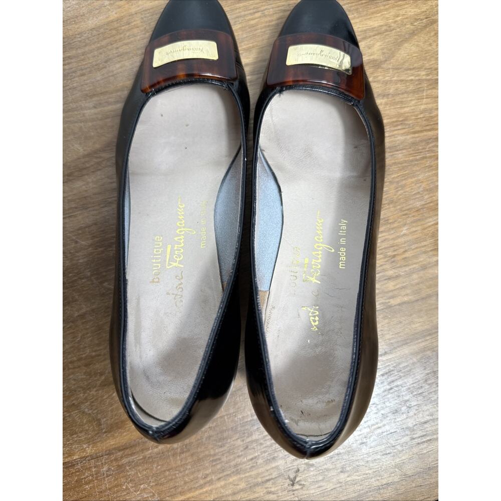 Salvatore Ferragamo Boutique Black Patent Leather Pumps Size 6 AA NARROW Italy - Picture 14 of 14